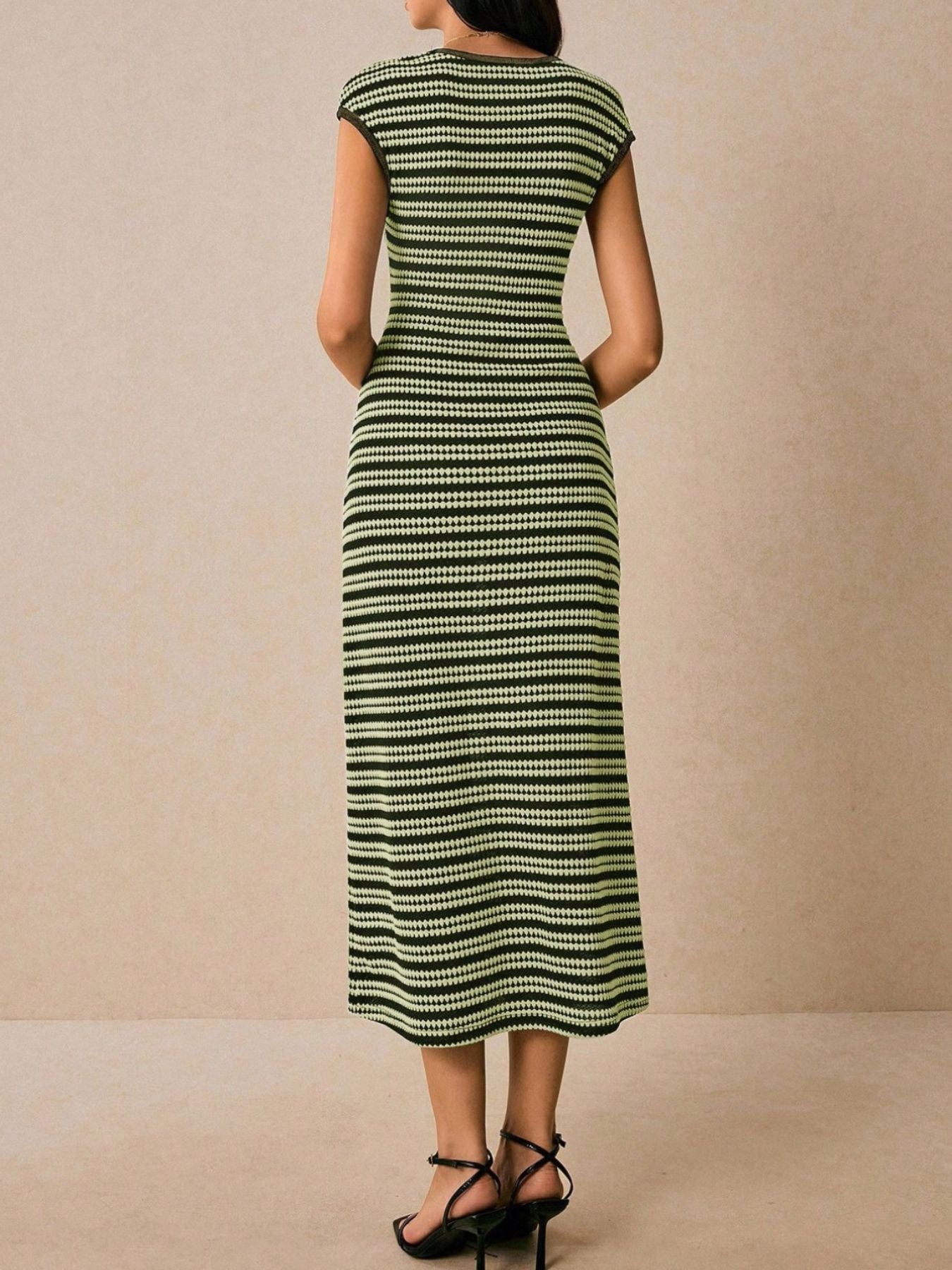 5875d1aa-0f9b-4cc4-96cd-93c678d1e6b1-Max